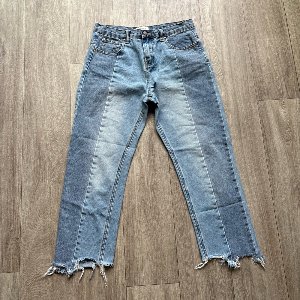 Anthropologie Evidnt Patchwork Two-Tone Blue Women’s cropped Jeans size 28
